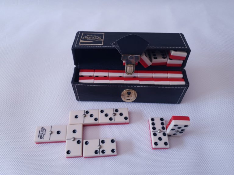 Domino Coca-Cola